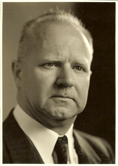 Heinrich Brandenberger 1896-07-12/1964-08-10
      396 x 554 Pixel