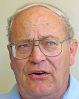 Augie Auer
      (160 x 200 Pixel)