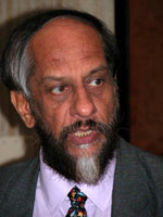 Dr. Rajendra K. Pachauri 
      (150 x 200 Pixel)
