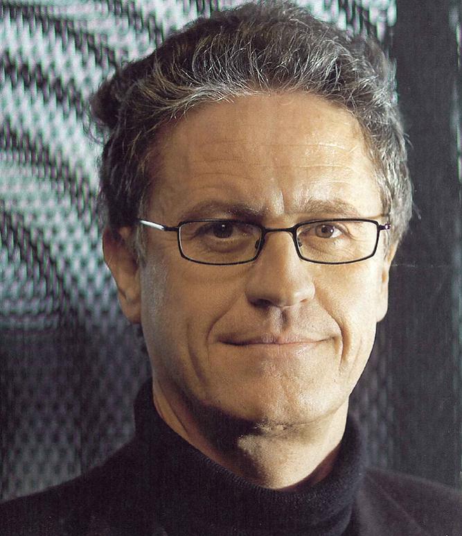 Thomas Stocker
      667 x 773 Pixel